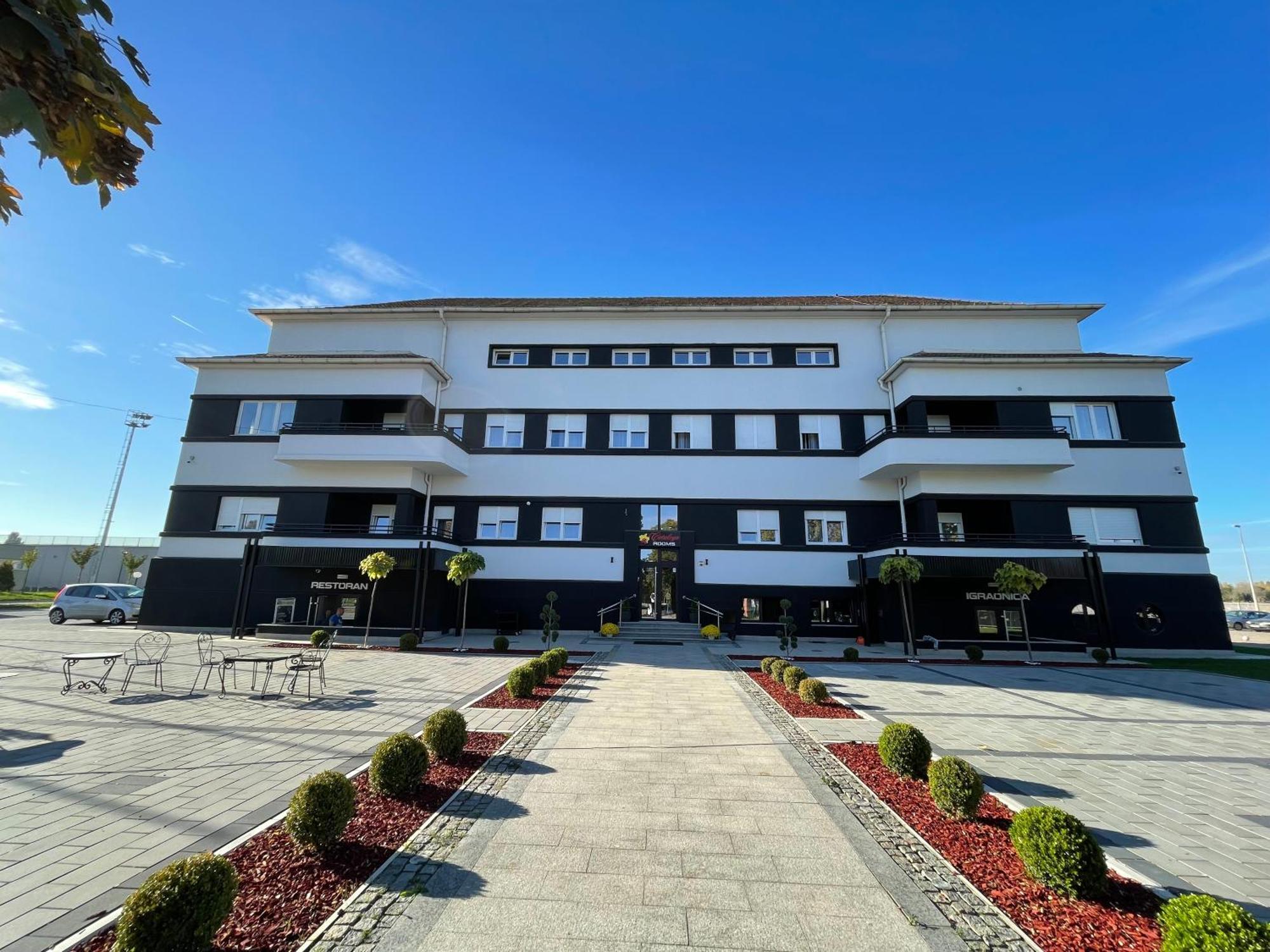 Hotel Cataleya Šabac Dış mekan fotoğraf